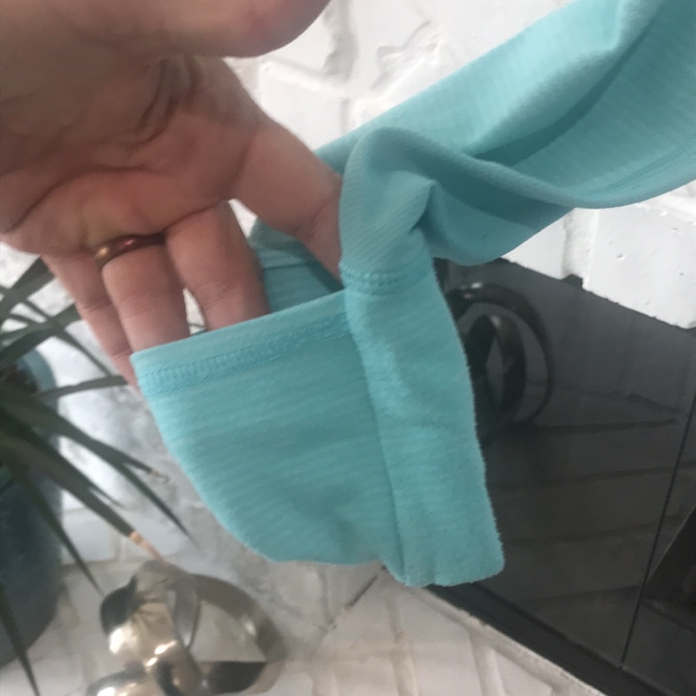 Lululemon Light Blue Pullover Jacket - image 5